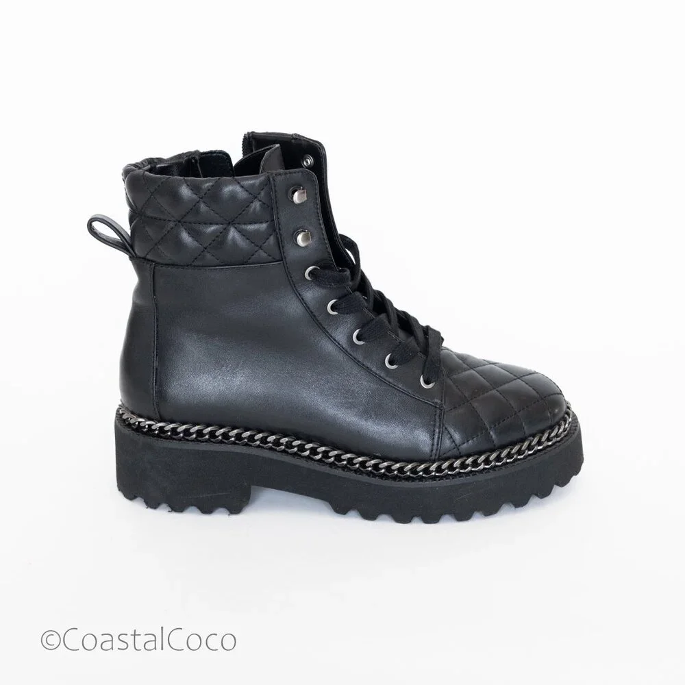 Vince Camuto Merindil Leather Combat Boots 8.5 Black Quilted Metal Chain Chunky - Picture 2 of 13